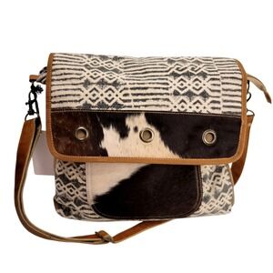 Large Crossbody Flap Bag Chloe & Lex Cowhide Leather Canvas Accent Aztec Western